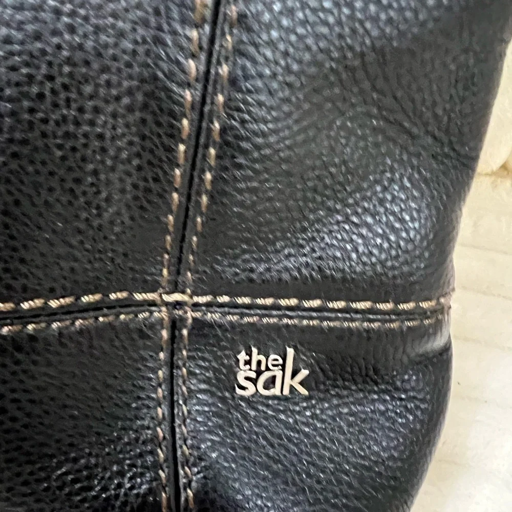 The Sak Brown Pebble Leather Shoulder Bag With Contrast Stitching